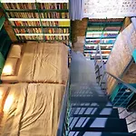 Almanach House - Dinh Le II