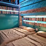 Almanach House - Dinh Le II